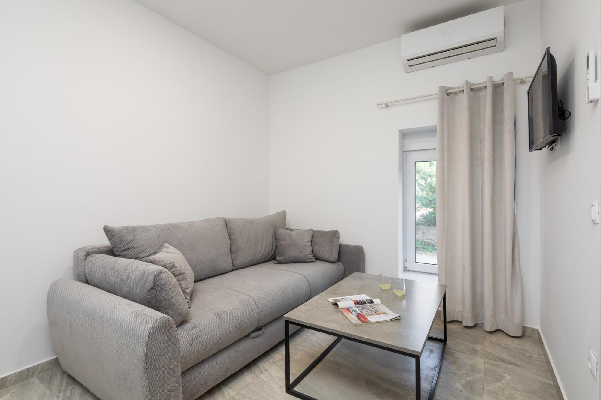 Beachfront Apartments Providenca With Free Parking Makarska Room photo